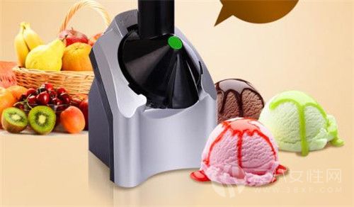 家用冰淇淋机哪种好 家用冰淇淋机的使用方法.jpg