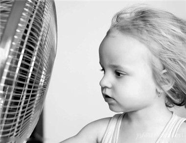 夏天感冒能吹風扇嗎 怎麼吹電風扇不會感冒