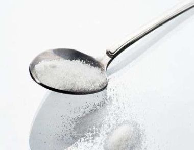人一天最多吃多少鹽 鹽吃多了有什麼危害