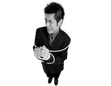 男人会产生自卑的心理 男人自卑有什么表现