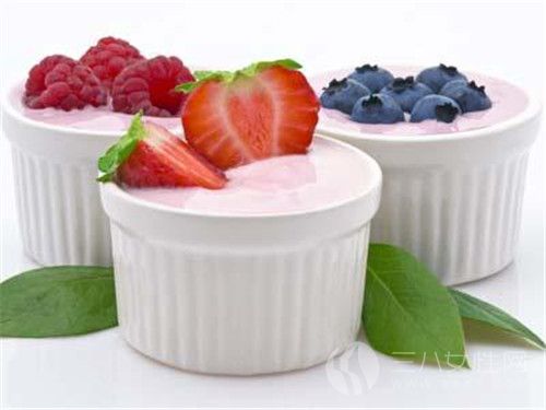 酸奶和哪些食物搭配比较健康