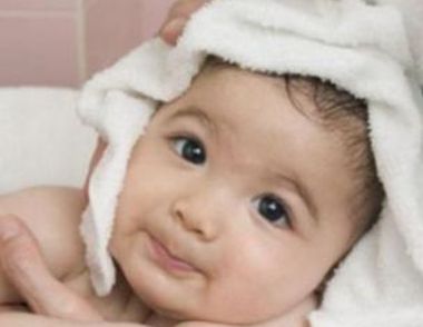 乳痂是怎样形成的 ​乳痂对宝宝健康有影响吗