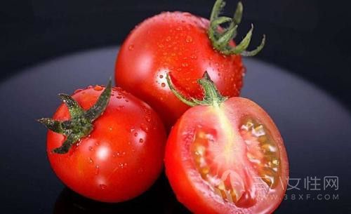 西红柿不能和哪些食物一起吃