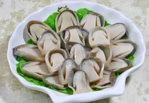 草菇变黑了还能吃吗 草蘑菇一般能放多久