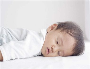 孩子什么时候分房睡最合适 跟孩子分房睡有什么技巧
