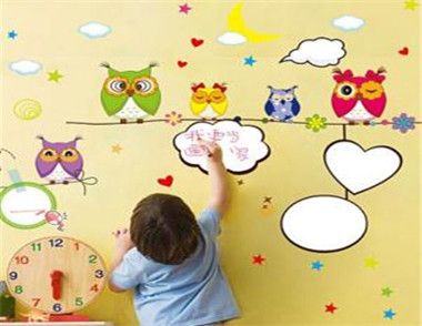 孩子牆上亂塗鴉怎麼辦 孩子塗鴉家長要注意什麼