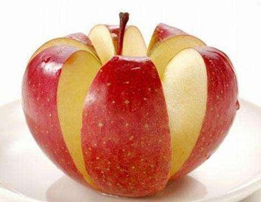 苹果可以治疗腹泻吗 苹果生吃还是煮熟吃更好