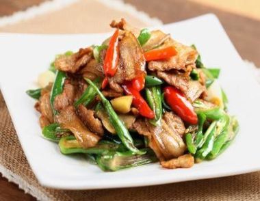 家常小炒五花肉怎么做好吃 五花肉有什么功效和作用