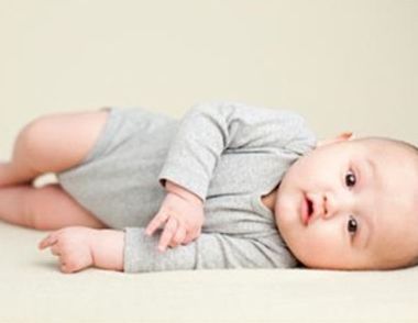 新生儿感染性腹泻怎么办 新生儿感染性腹泻的原因是什么