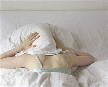 晚上睡不好的原因有哪些 睡眠质量差怎么调理