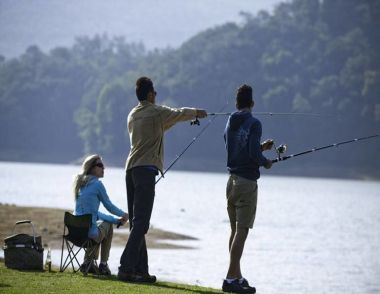 夏天钓鱼要注意什么 钓鱼前要做哪些准备