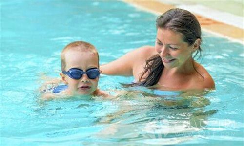 儿童游泳有哪些注意事项