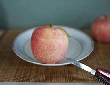 为什么苹果上有蜡 如何辨别苹果上的蜡