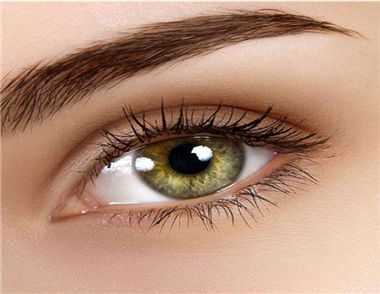 消除眼睛水腫有哪些方法 消除眼睛水腫的眼霜有哪些