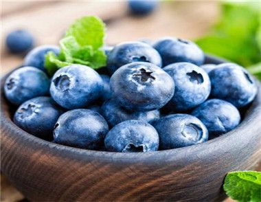蓝莓怎么洗才干净 蓝莓可以怎么吃