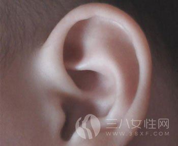 哪些按摩的方法可以保养自己的耳朵.jpg31321.jpg