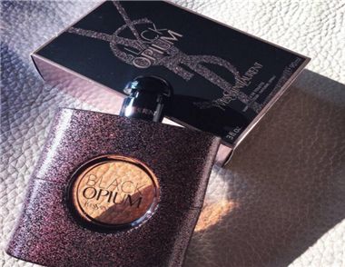 圣罗兰黑鸦片香水是什么味道 圣罗兰黑鸦片香水多少钱