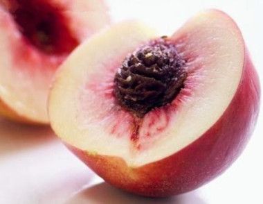 吃水蜜桃有哪些好處 水蜜桃含哪些營養成分