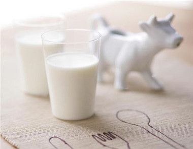 什麼時候喝牛奶最好 空腹喝牛奶好嗎