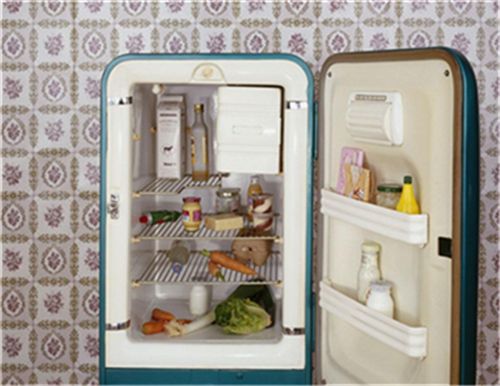 如何去除冰箱裏的異味 為什麼有些冰箱裏麵會有異味