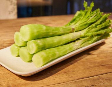 莴笋怎么快速去皮 莴笋快速去皮的小技巧