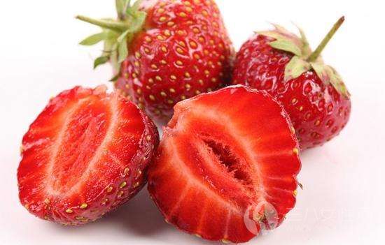 怎么吃草莓最健康12345.jpg