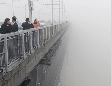 女大学生救轻生男是怎么回事 如何劝轻生的人