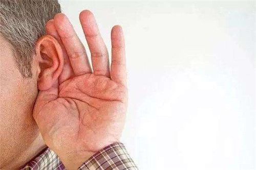 突发性耳聋有什么症状