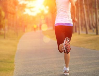 月经前跑步致囊肿出血是怎么回事 女性月经前跑步有什么危害
