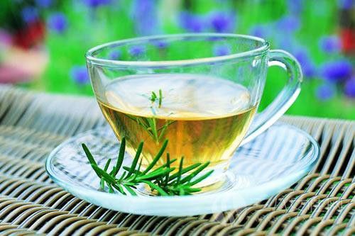 夏天喝綠茶有什麼好處 喝綠茶可以保護牙齒嗎··.jpg
