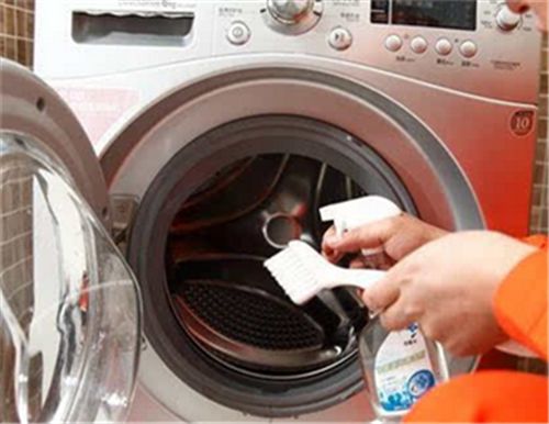洗衣机怎么清洗消毒 有哪些技巧可以让洗衣机变干净