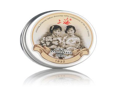女性涂雪花膏有什么好处 雪花膏适合什么年龄段的人使用