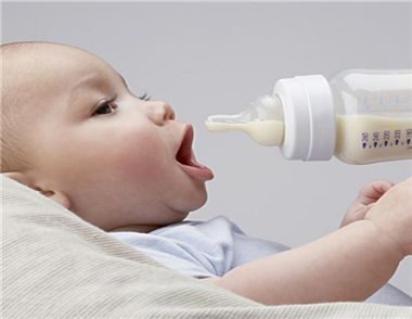 宝宝吃奶粉吃到几岁 宝宝奶粉要经常换吗