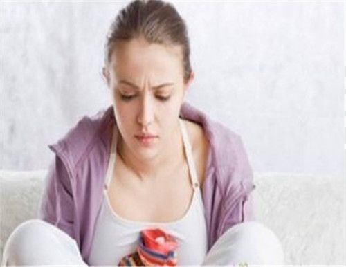 女人经常头晕目眩是怎么回事 女人经常头晕目眩怎么办
