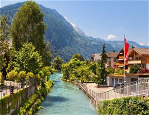 去瑞士旅游必去的景点有哪些 瑞士旅游景点推荐.jpg