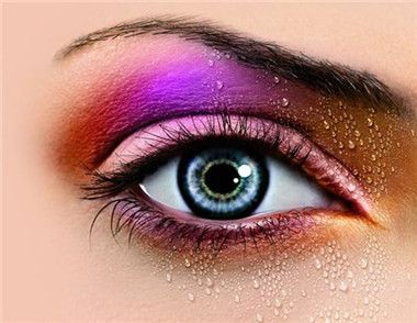 化眼妝需要準備哪些東西 化眼妝的技巧