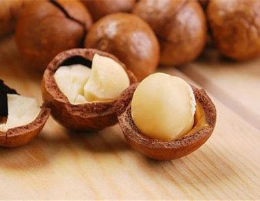 夏威夷果有哪些营养成分 女性常吃夏威夷果有哪些好处