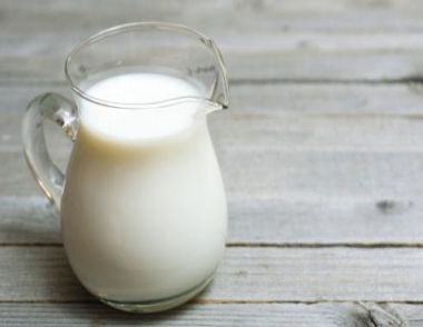 纯牛奶什么时候喝最好 纯牛奶有哪些营养价值