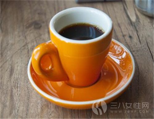 白咖啡和黑咖啡有什么区别 白咖啡和黑咖啡的区别.jpg