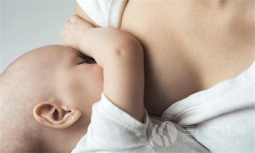 给宝宝喝初乳的注意事项有哪些