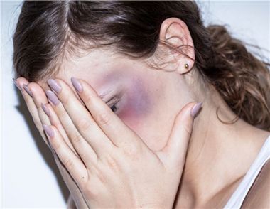 家庭暴力包括哪種行為 家庭暴力有哪些方式
