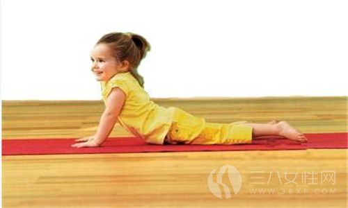 孩子多大可以练亲子瑜伽