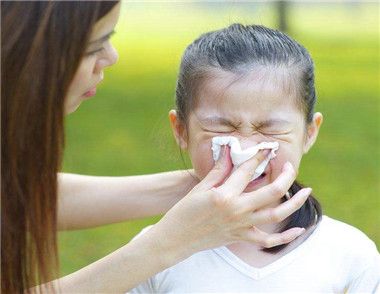 小孩傷風感冒怎麼治 傷風感冒有什麼症狀