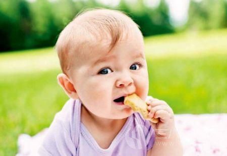 宝宝免疫力低吃什么好 宝宝免疫力低的症状