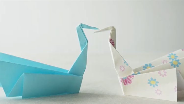 天鵝折紙 天鵝的折紙步驟
