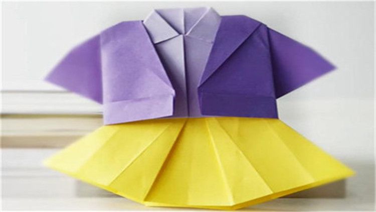 外套手工折纸 外套手工折纸的方法