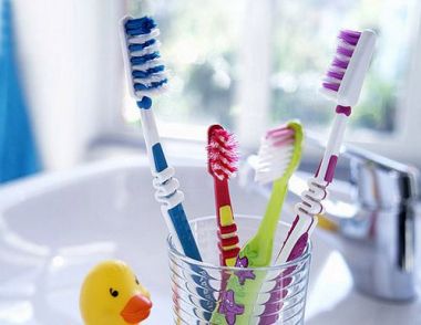 新牙刷怎麼消毒 牙刷怎麼洗幹淨