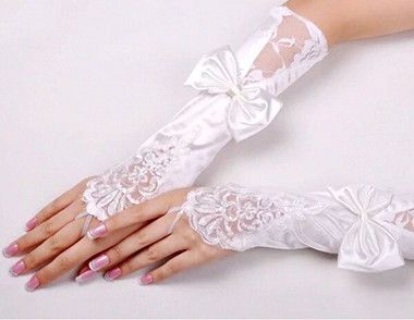 结婚手套怎么搭配 结婚手套搭配有什技巧
