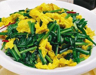 家常小炒韭菜炒雞蛋怎麼做好吃 吃韭菜炒雞蛋有什麼好處