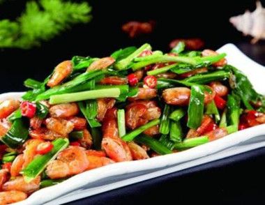 家常小炒韭菜炒河虾的做法 韭菜炒河虾有什么营养价值